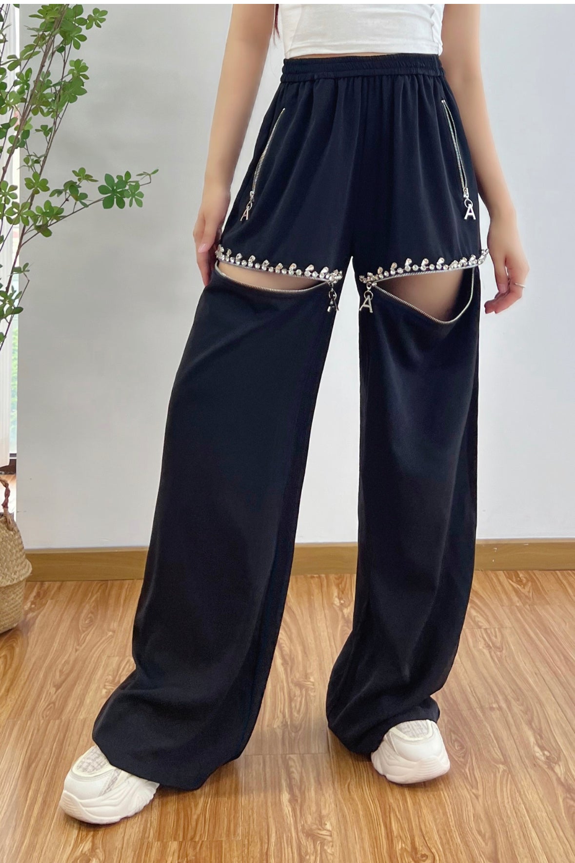 UnZip with crystals pants